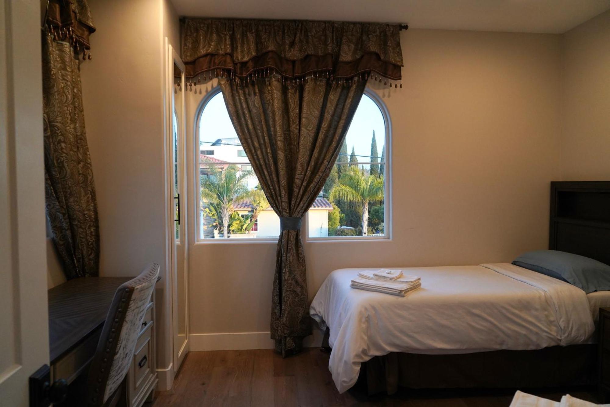 Modern Comfort, Prime Location, 360 Views, 4 Bedroom Entire House سان دييغو المظهر الخارجي الصورة